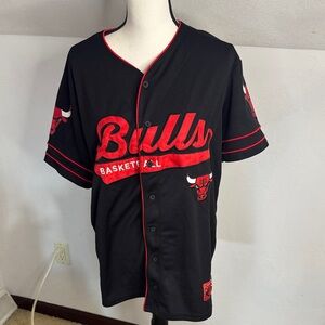 Chicago Bulls Basketball Women''s Black Red Jersey Shirt Size Medium